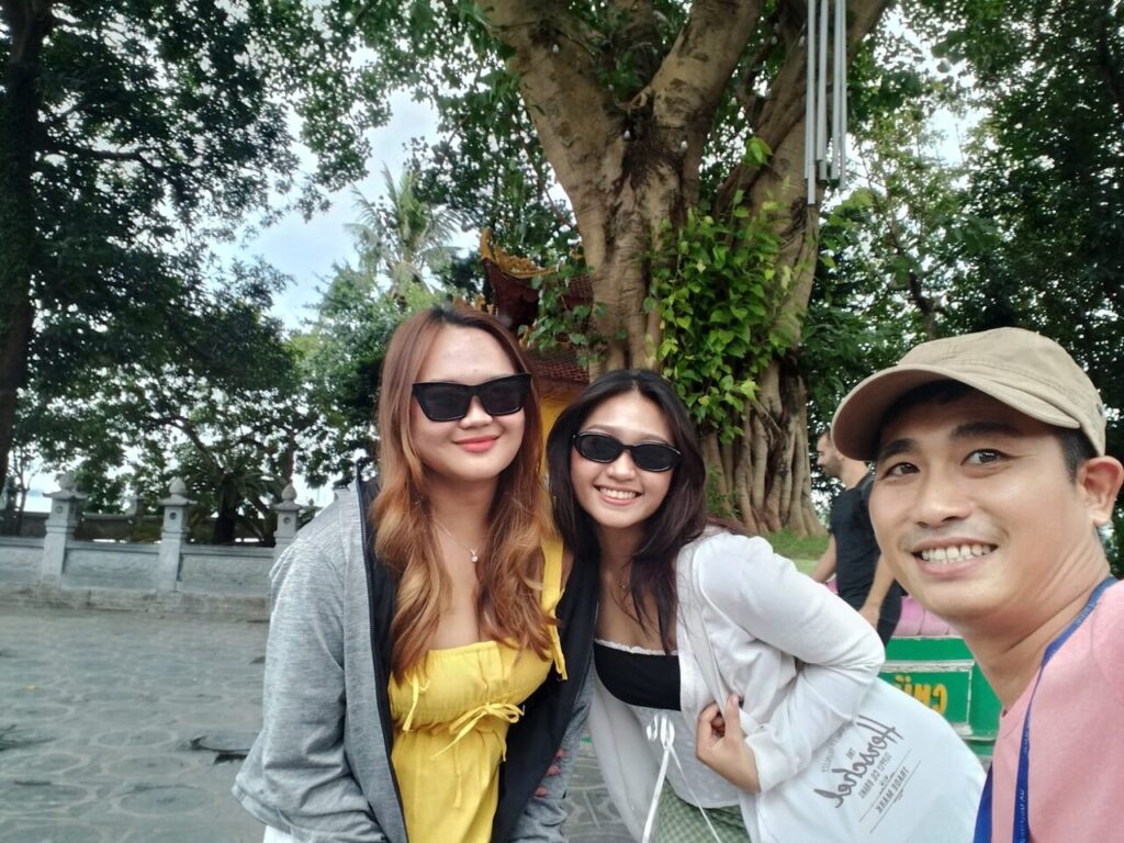 Image #1 from Anne Verlyn S